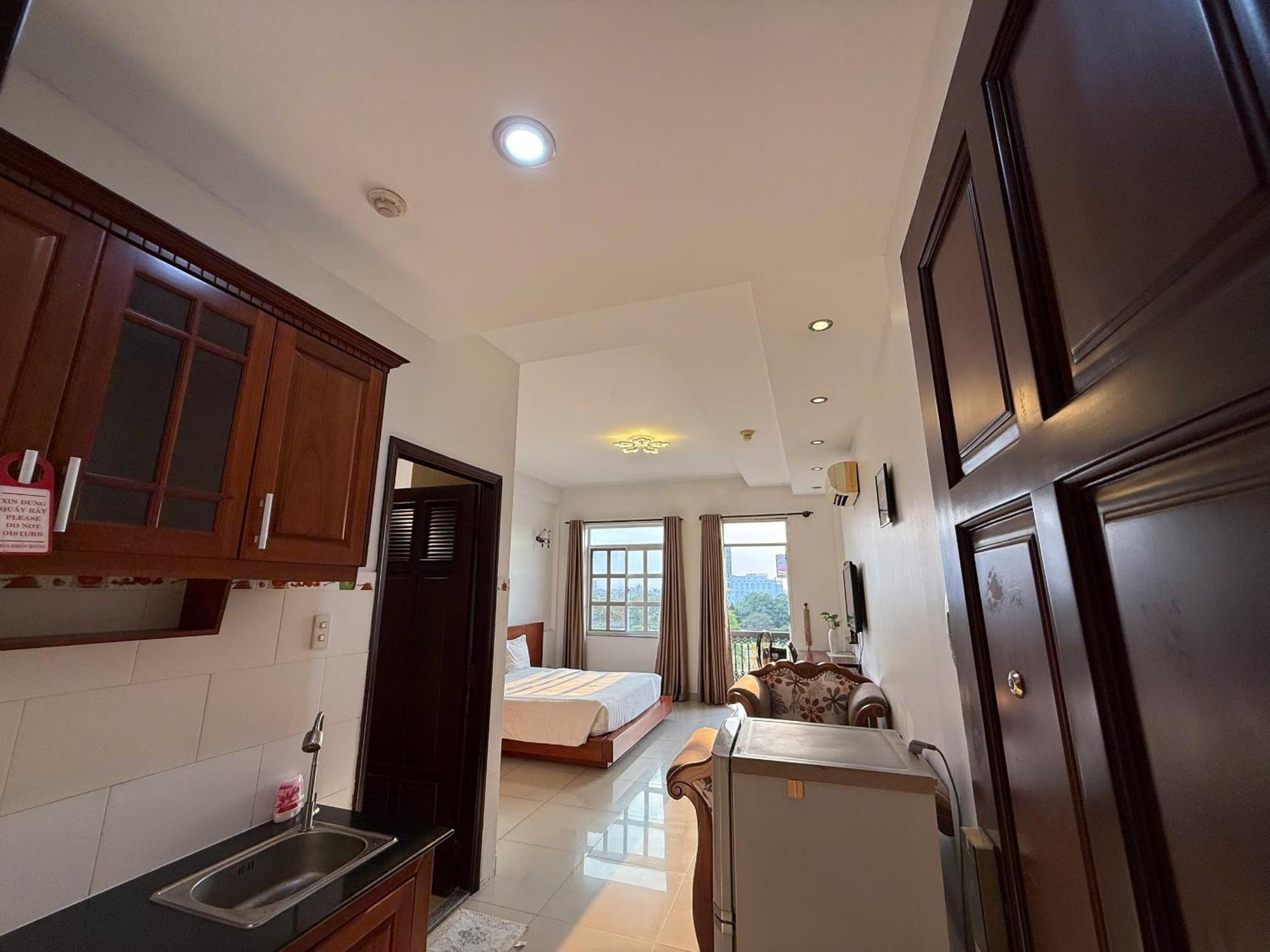 Hoa Phat Hotel & Apartment Ho Chi Minh City Exterior photo