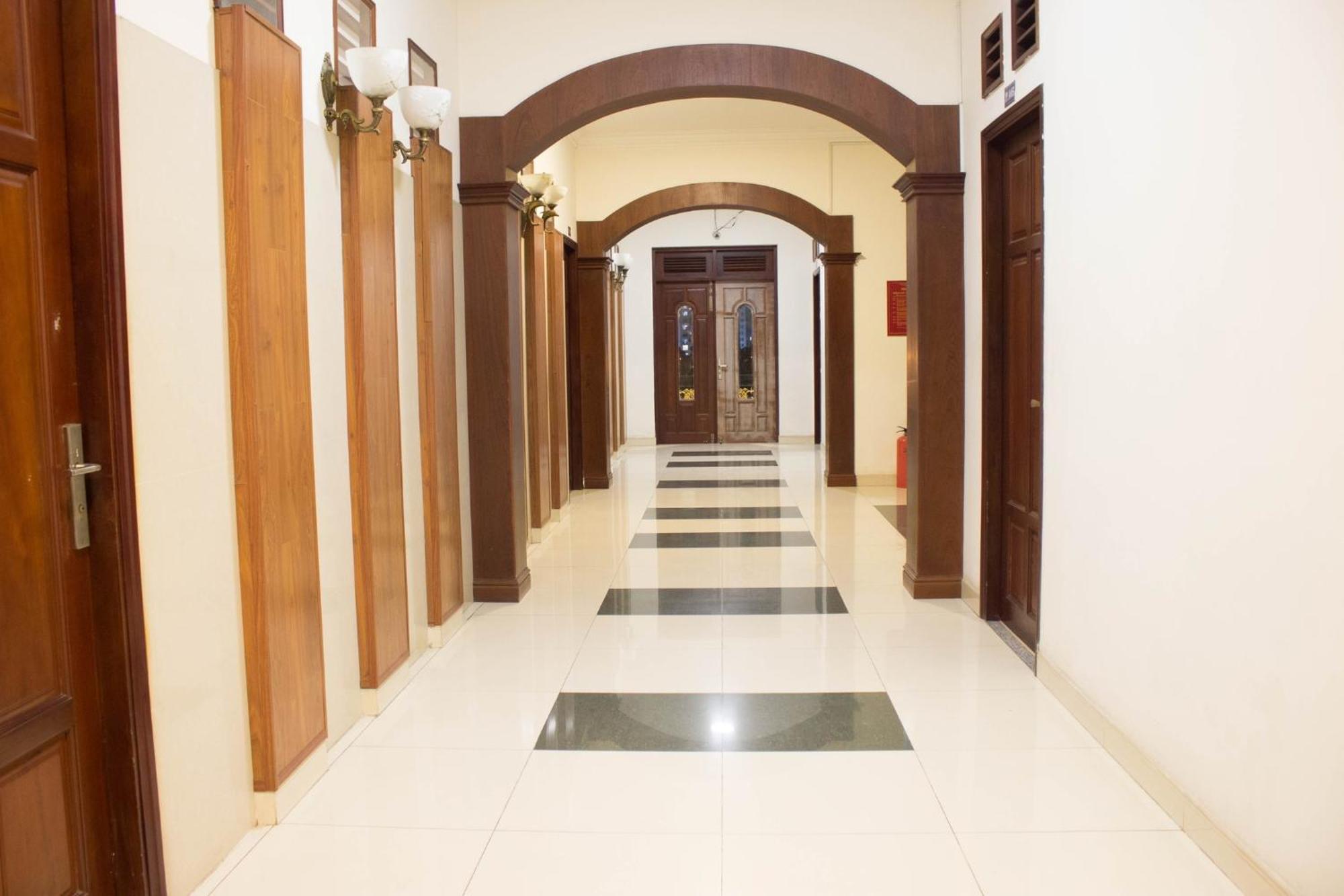 Hoa Phat Hotel & Apartment Ho Chi Minh City Exterior photo