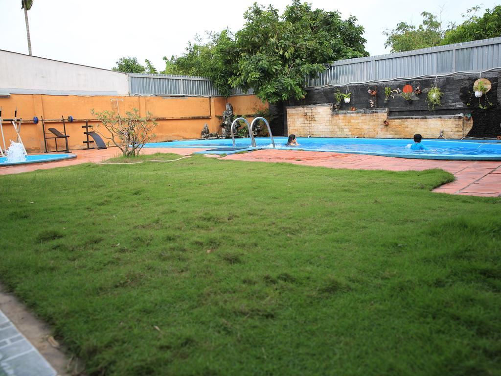 Hoa Phat Hotel & Apartment Ho Chi Minh City Exterior photo