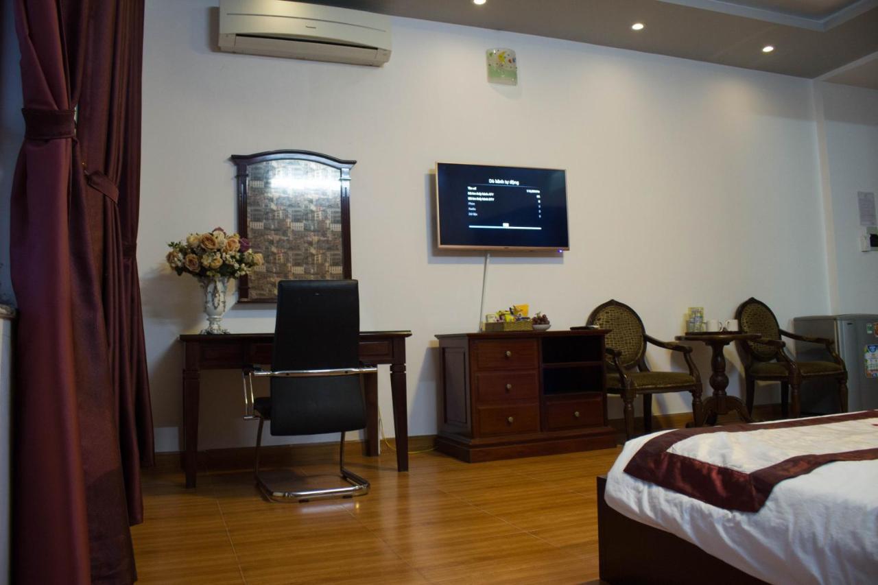 Hoa Phat Hotel & Apartment Ho Chi Minh City Exterior photo