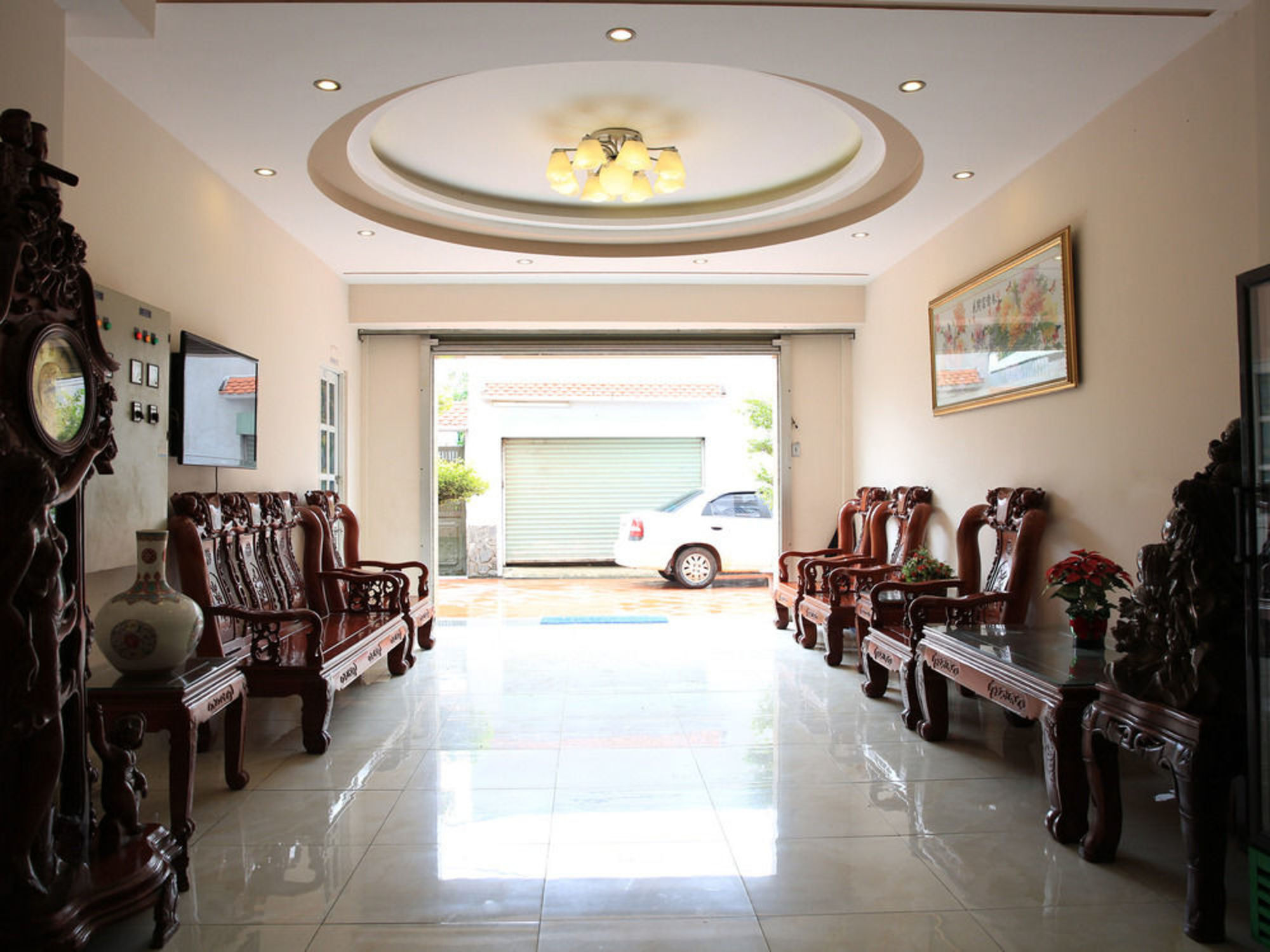 Hoa Phat Hotel & Apartment Ho Chi Minh City Exterior photo